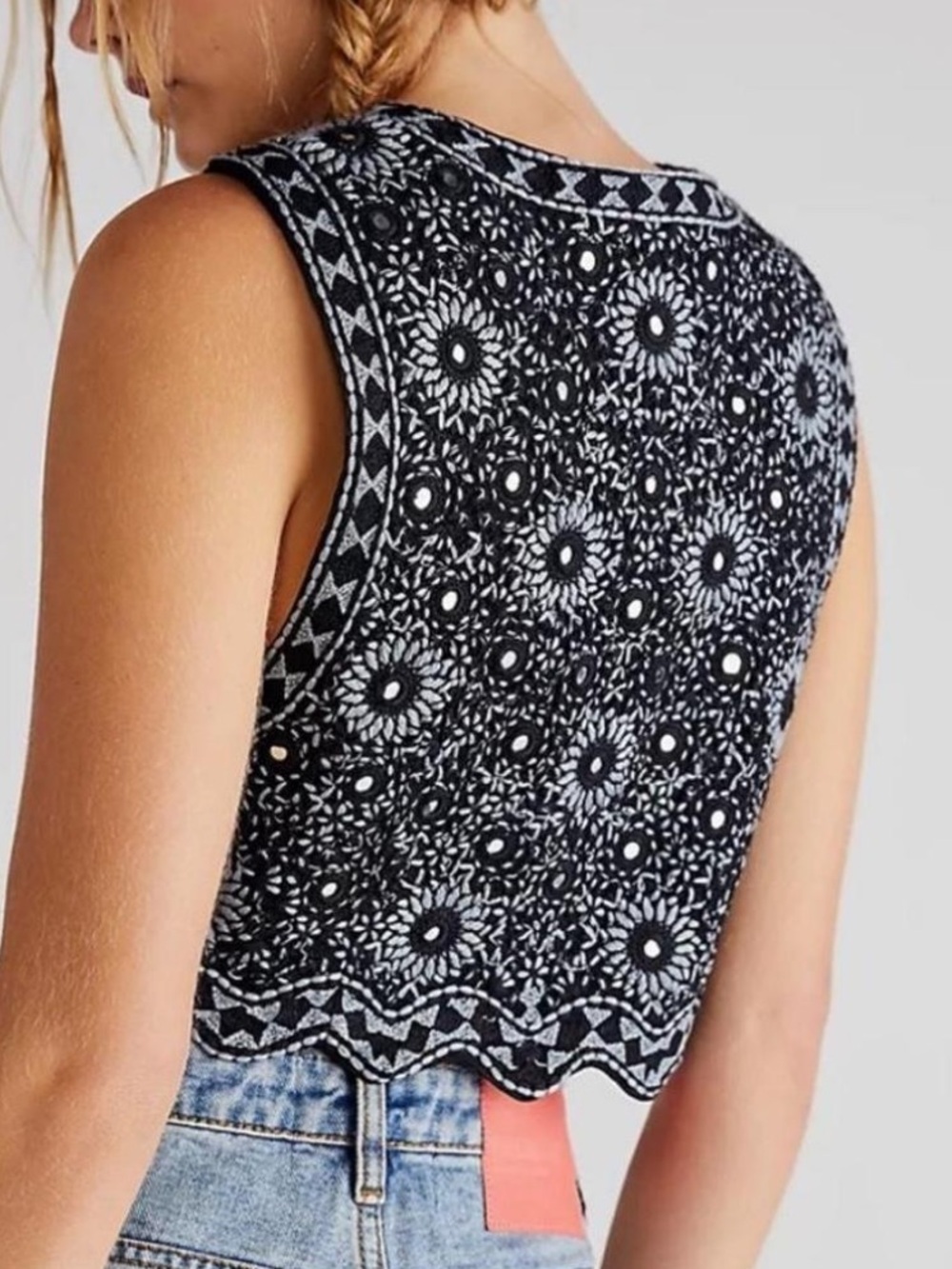 Free People Black & Gray Crochet Floral Crop Top - Picture 5 of 6